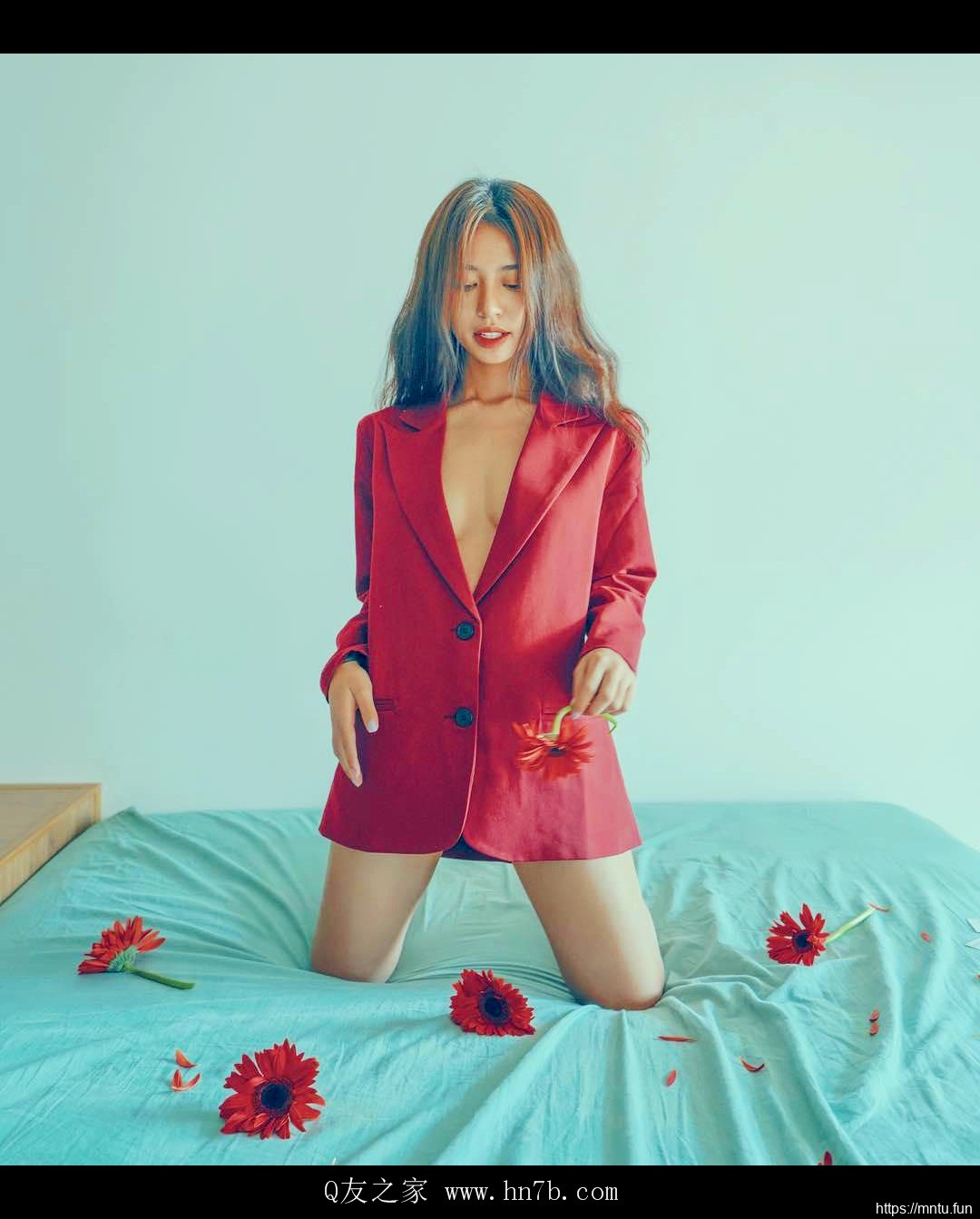 越南女团妹子图Man Tien人体艺术摄影图