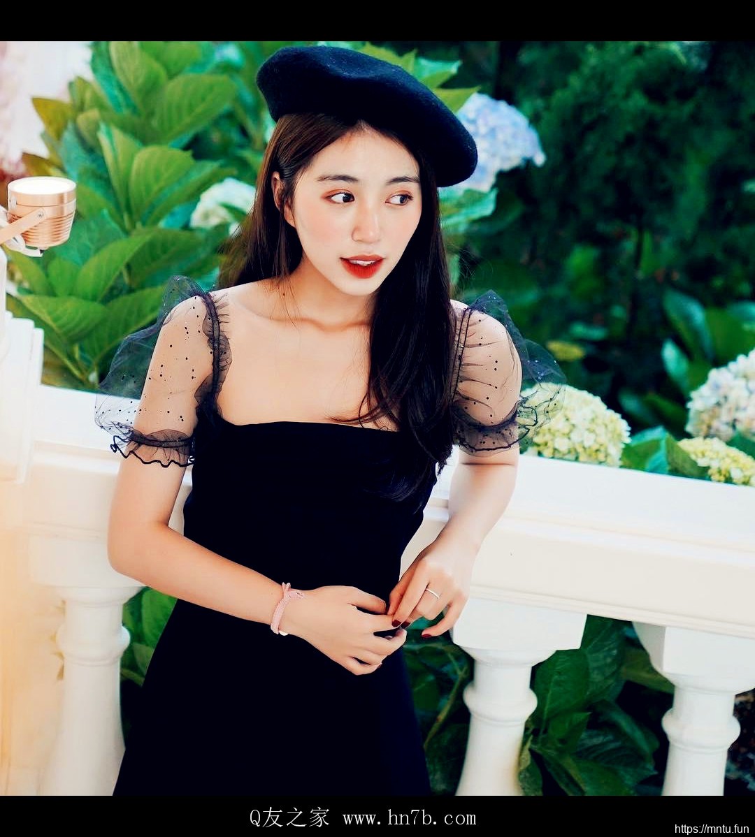 越南女团妹子图Man Tien人体艺术摄影图