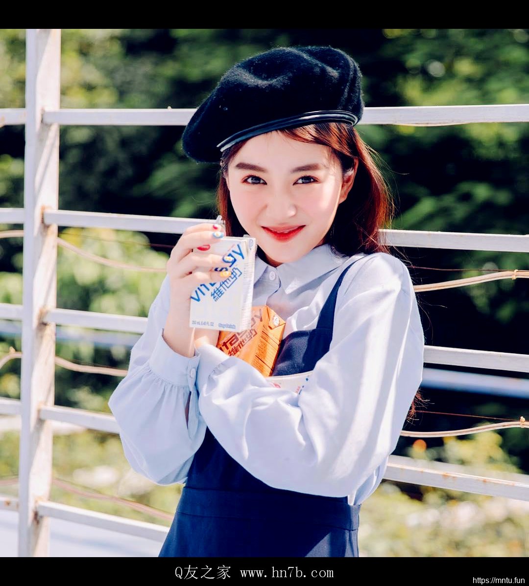 越南女团妹子图Man Tien人体艺术摄影图