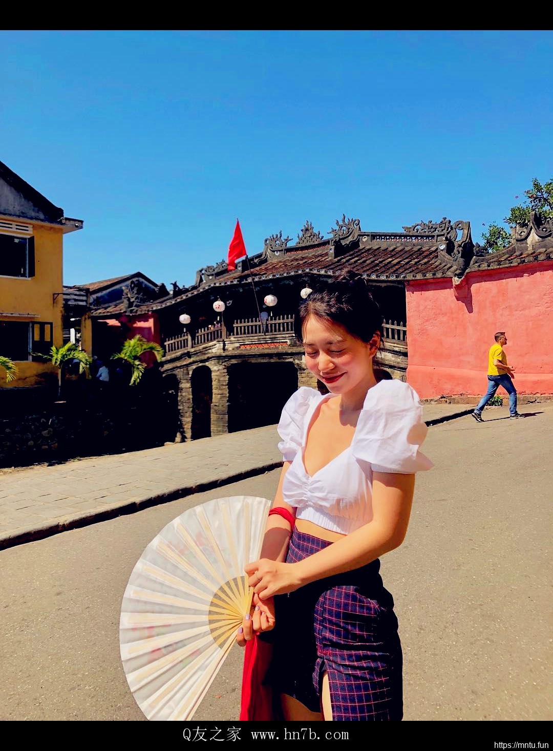 越南女团妹子图Man Tien人体艺术摄影图