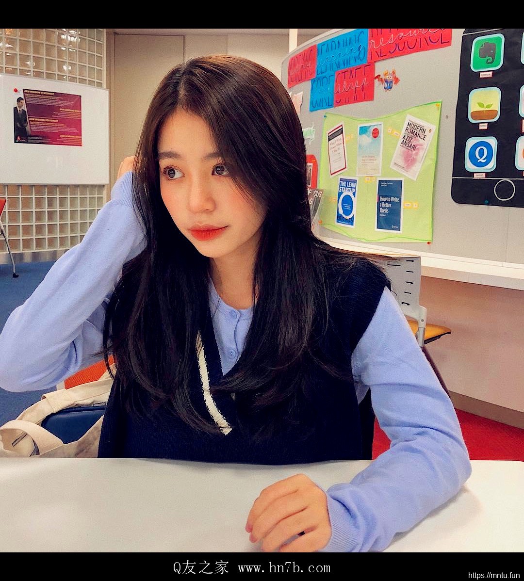 越南女团妹子图Man Tien人体艺术摄影图