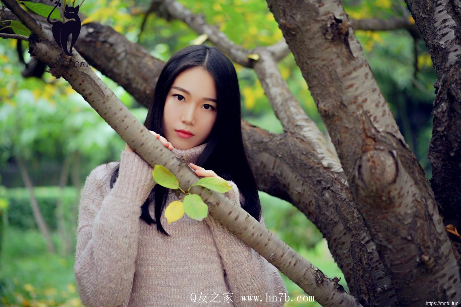 清纯甜美少女紫琪无遮挡人体艺术图片摄影