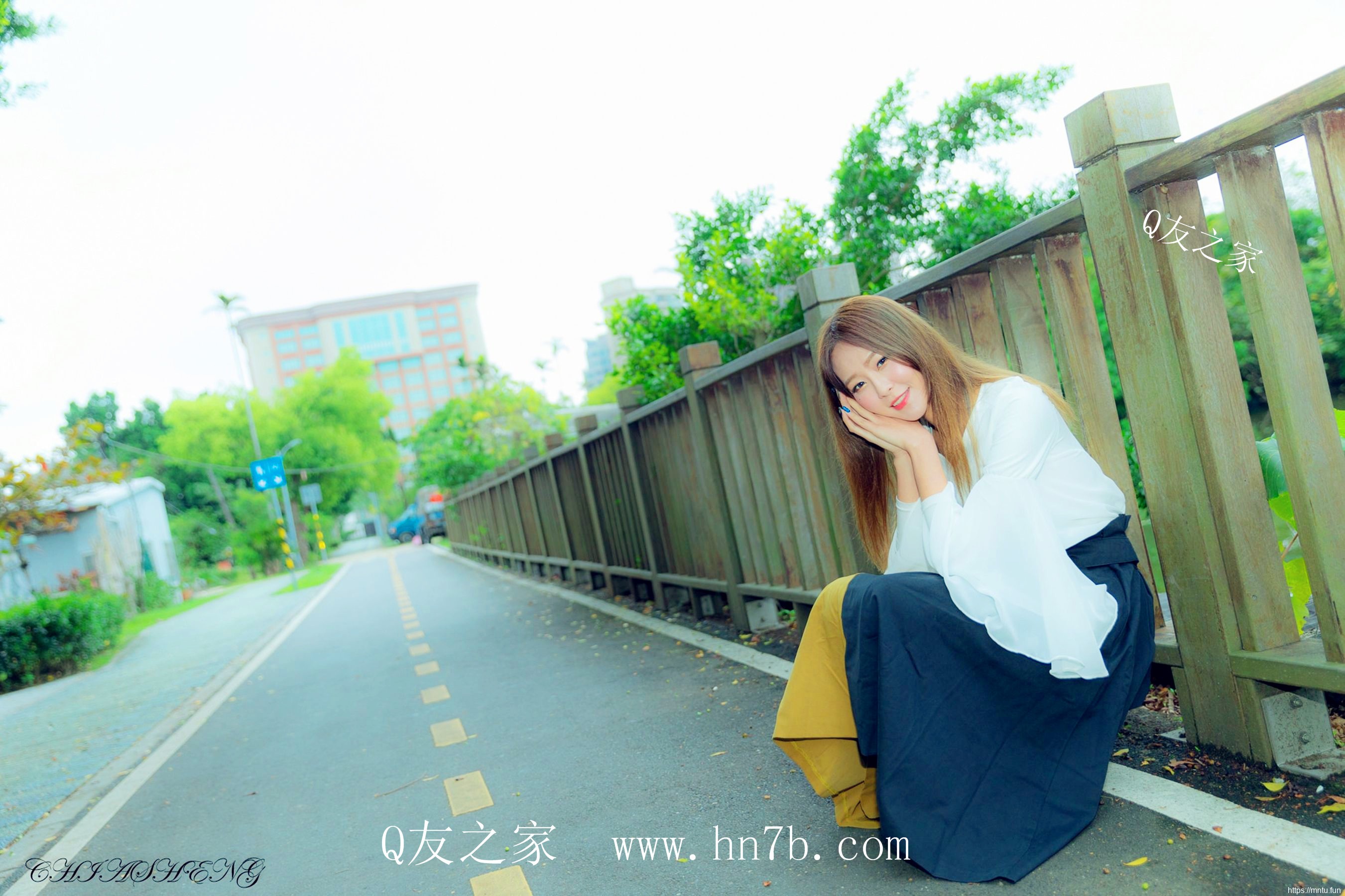 Winnie小雪号称综合色区亚洲熟妇美女图片