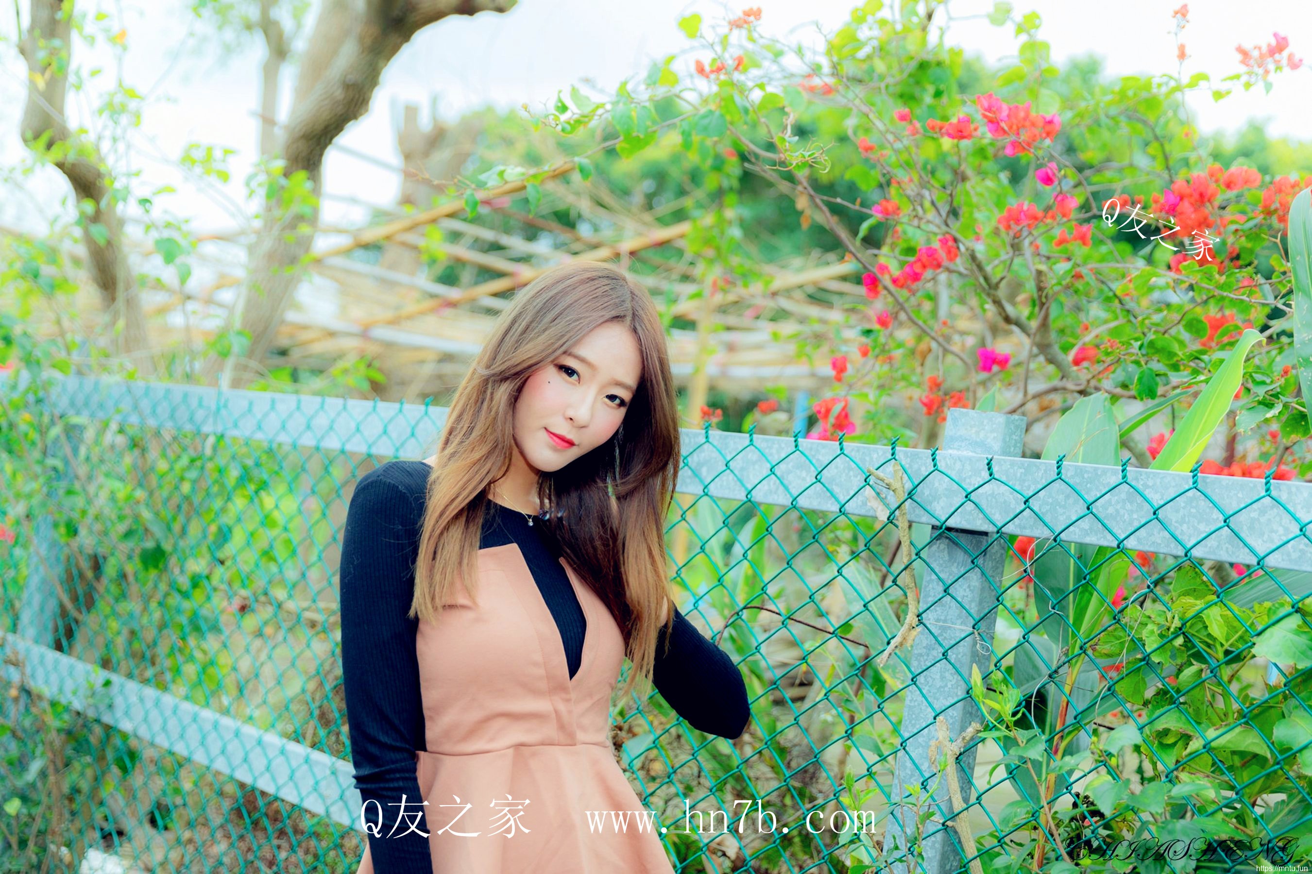 Winnie小雪号称综合色区亚洲熟妇美女图片