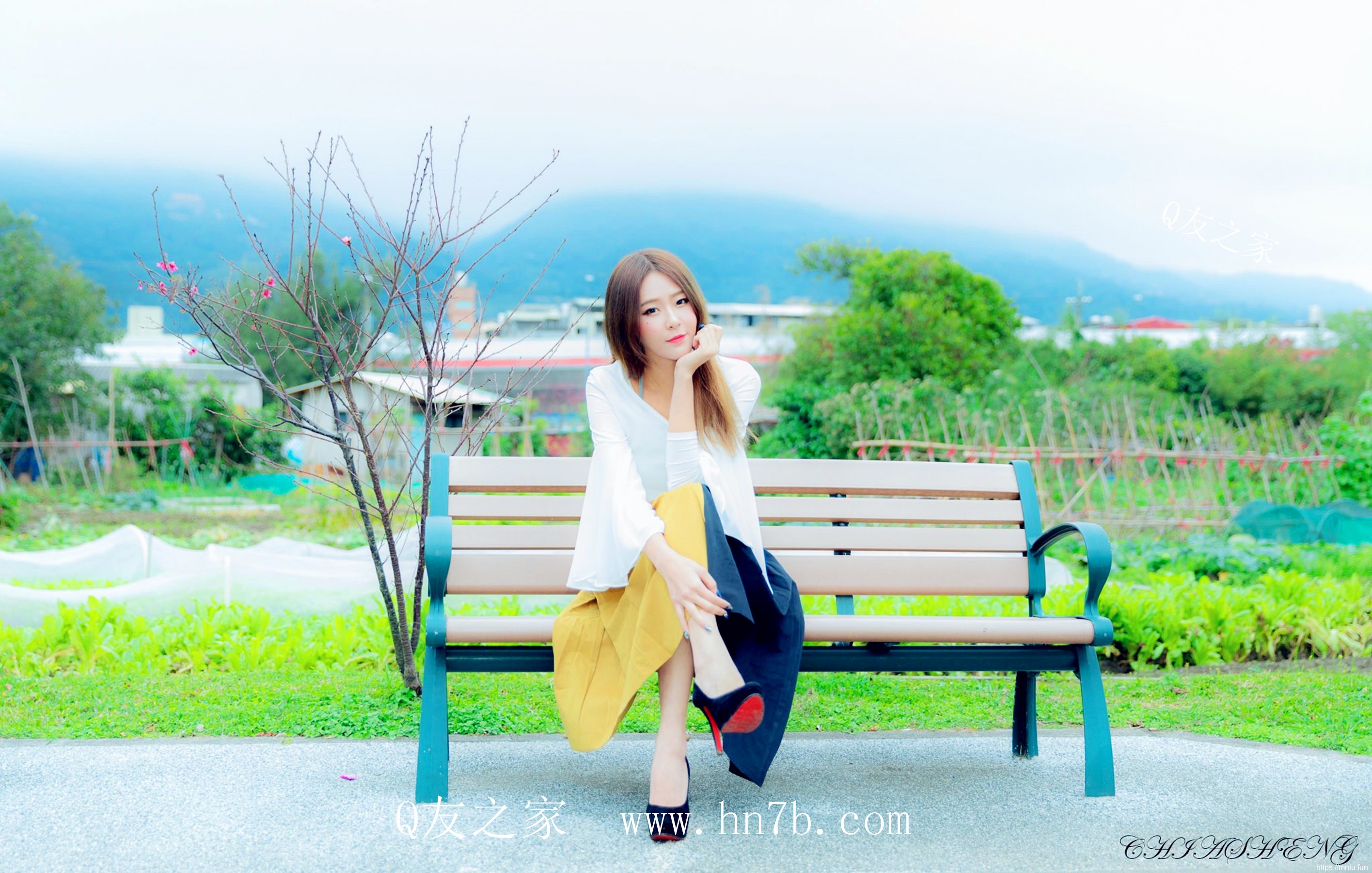 Winnie小雪号称综合色区亚洲熟妇美女图片