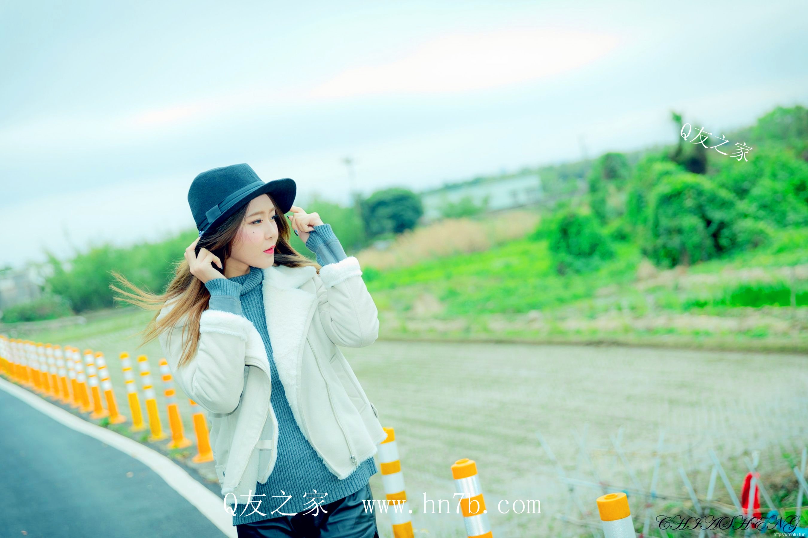 Winnie小雪号称综合色区亚洲熟妇美女图片