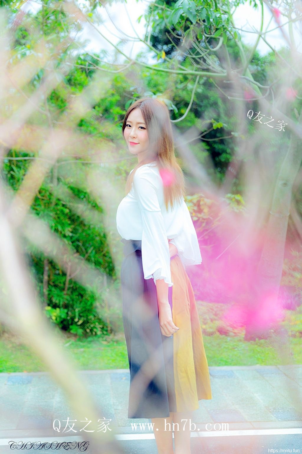 Winnie小雪号称综合色区亚洲熟妇美女图片