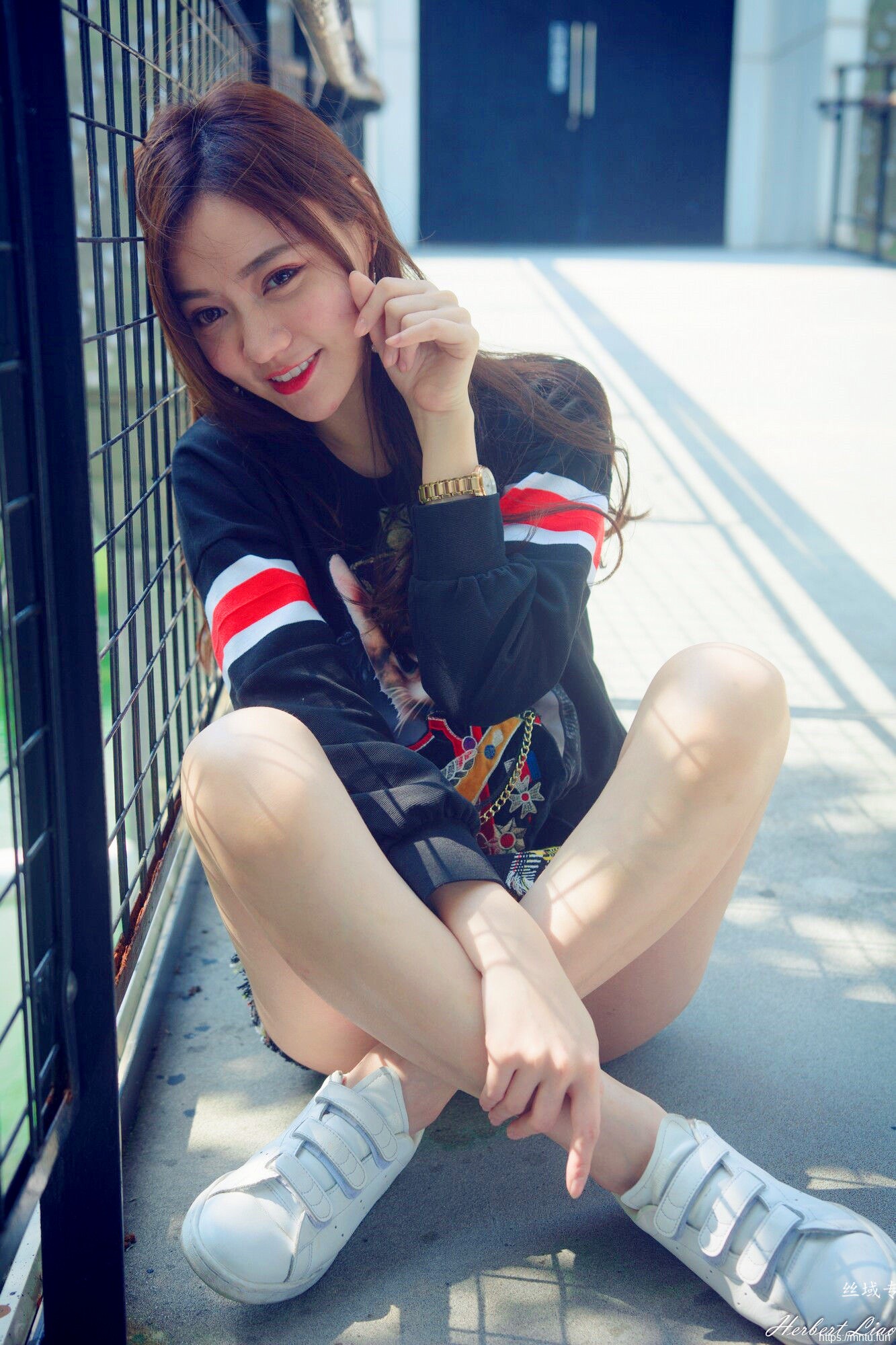 台湾网红美女苏小立MM翘臀后进式动态图集