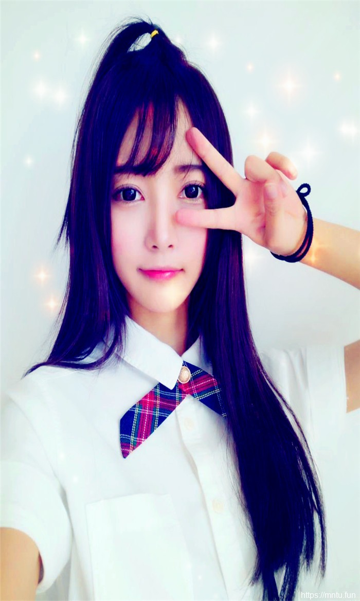 清纯小美女自拍图215期  怀念我们的青春啊