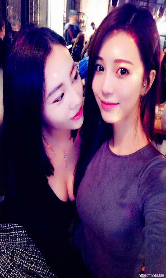 清纯小美女自拍图215期  怀念我们的青春啊