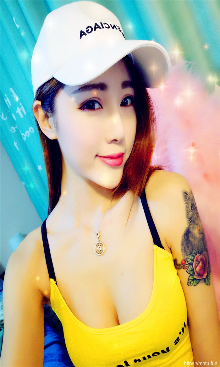 清纯小美女自拍图215期  怀念我们的青春啊