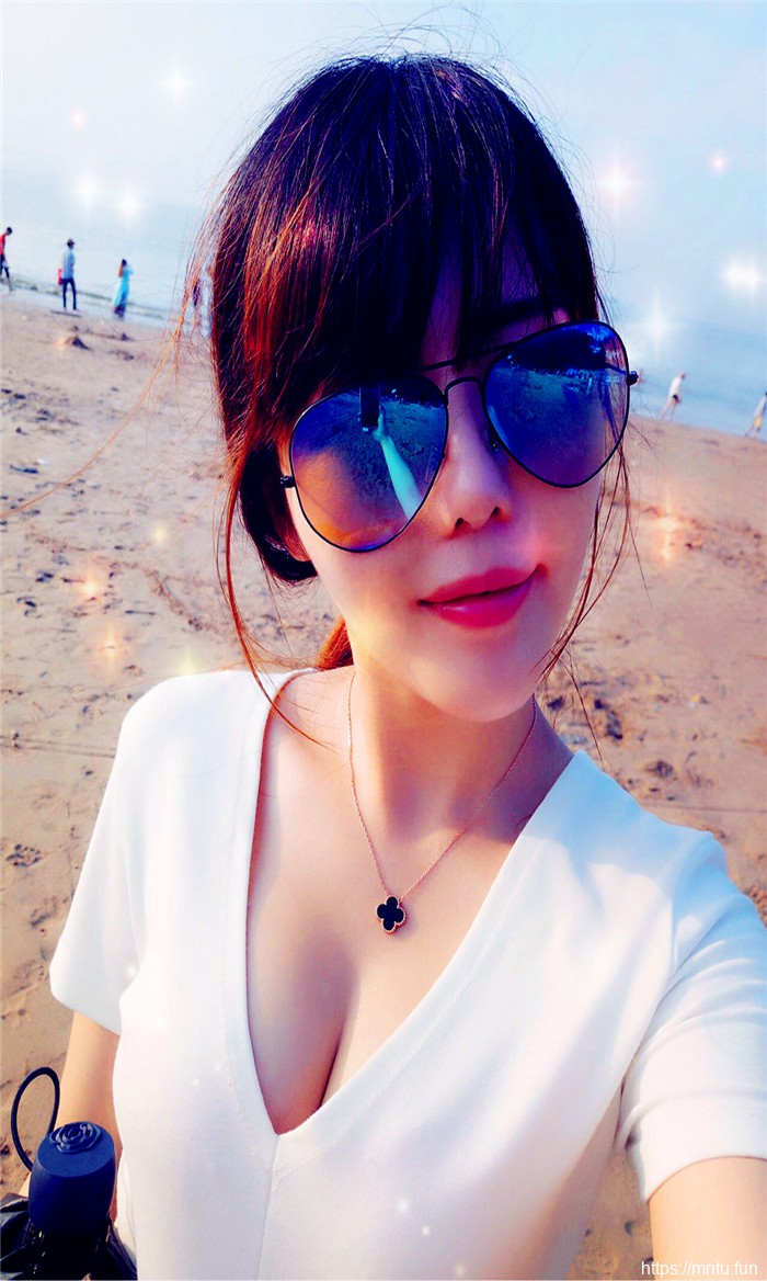 清纯小美女自拍图215期  怀念我们的青春啊