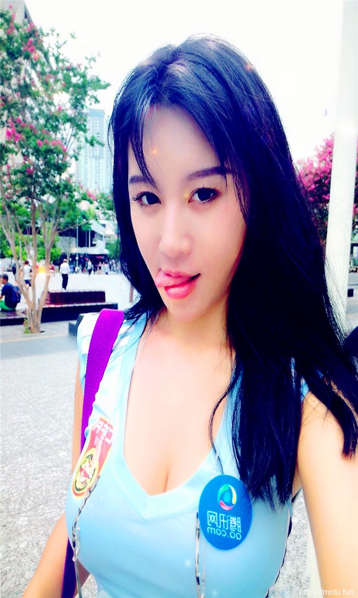 清纯小美女自拍图215期  怀念我们的青春啊