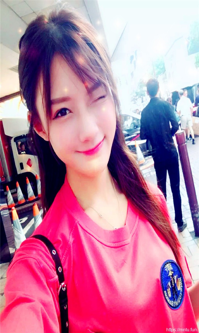 清纯小美女自拍图215期  怀念我们的青春啊