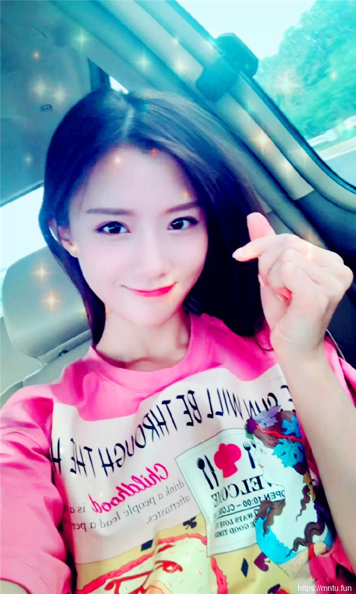 清纯小美女自拍图215期  怀念我们的青春啊