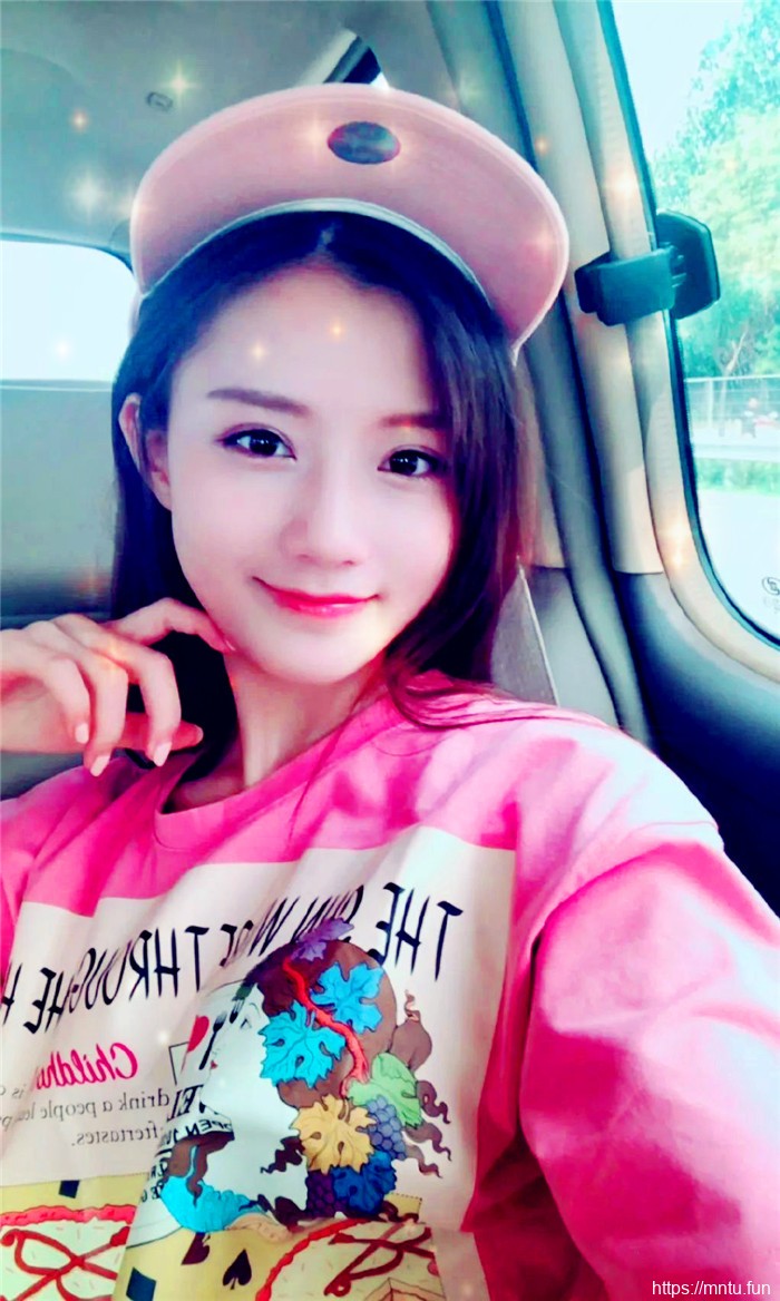 清纯小美女自拍图215期  怀念我们的青春啊