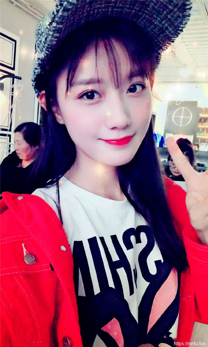 清纯小美女自拍图215期  怀念我们的青春啊