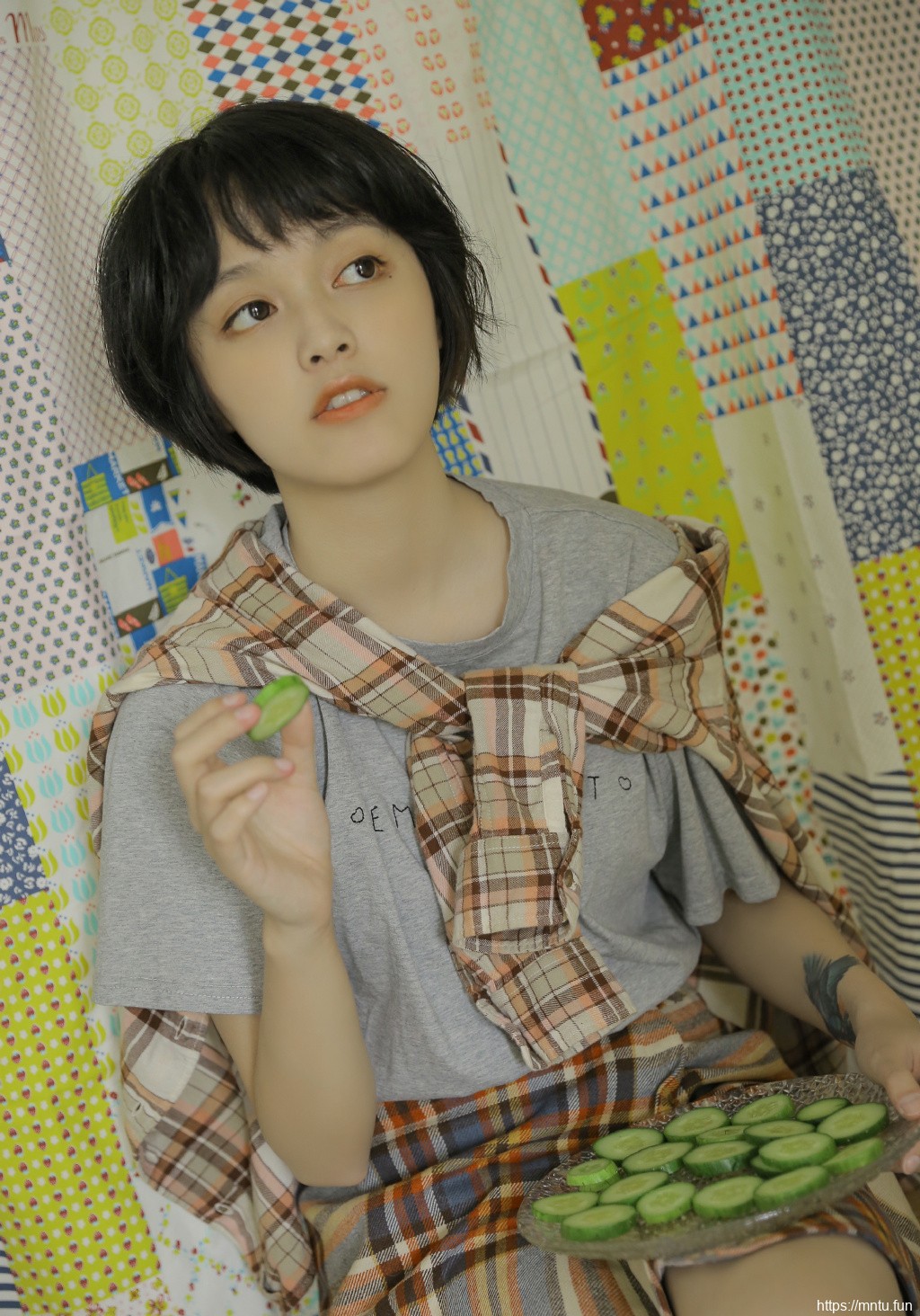 清纯妹子图自拍图集44期  留住我们青春的记忆