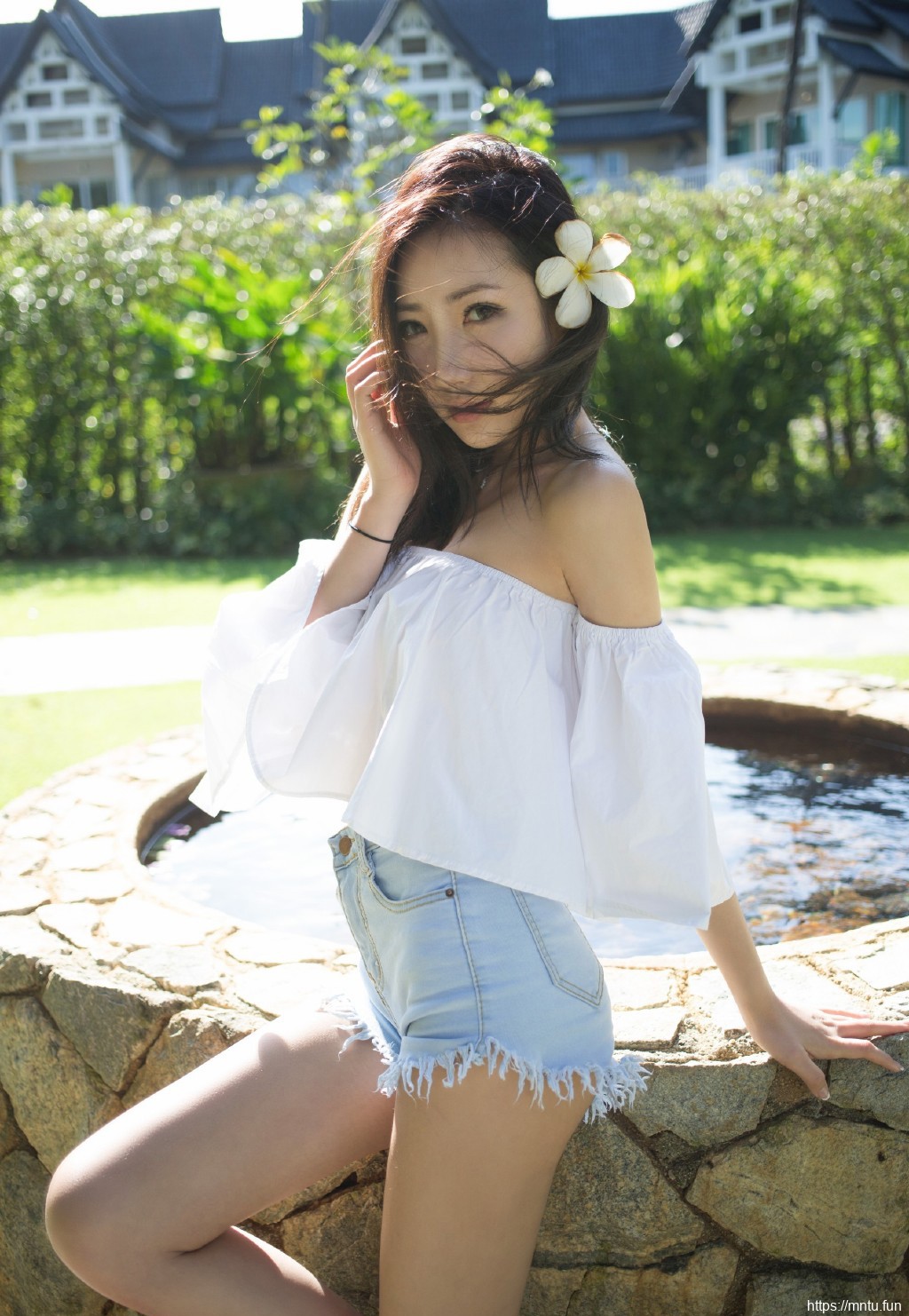 清纯妹子图自拍图集44期  留住我们青春的记忆