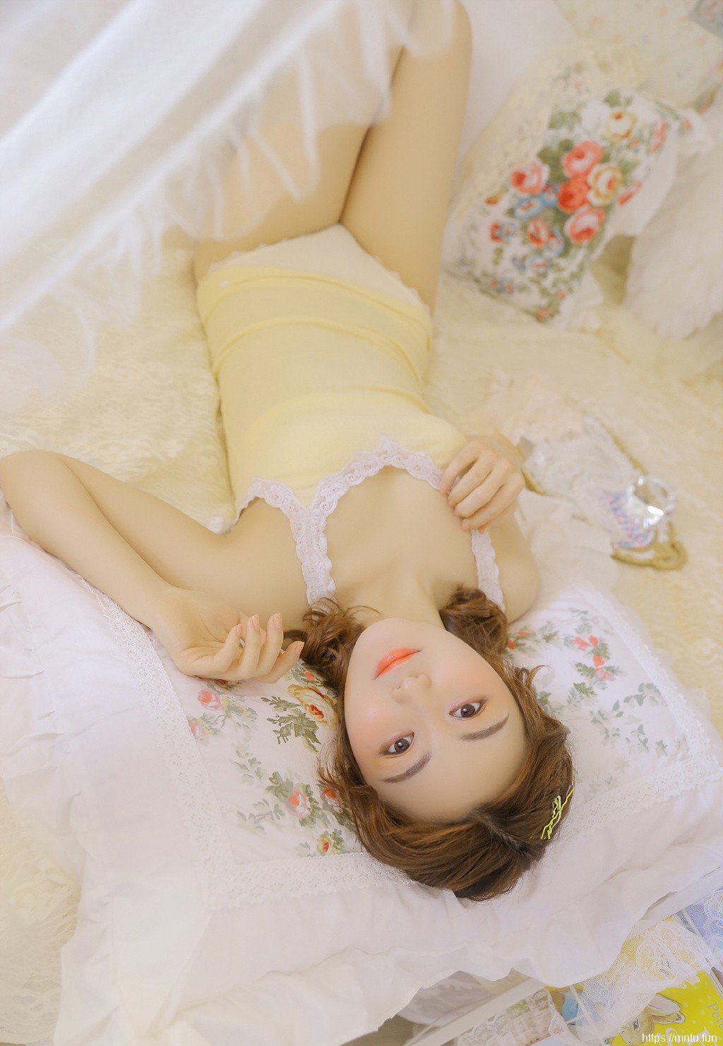 清纯妹子图自拍图集44期  留住我们青春的记忆