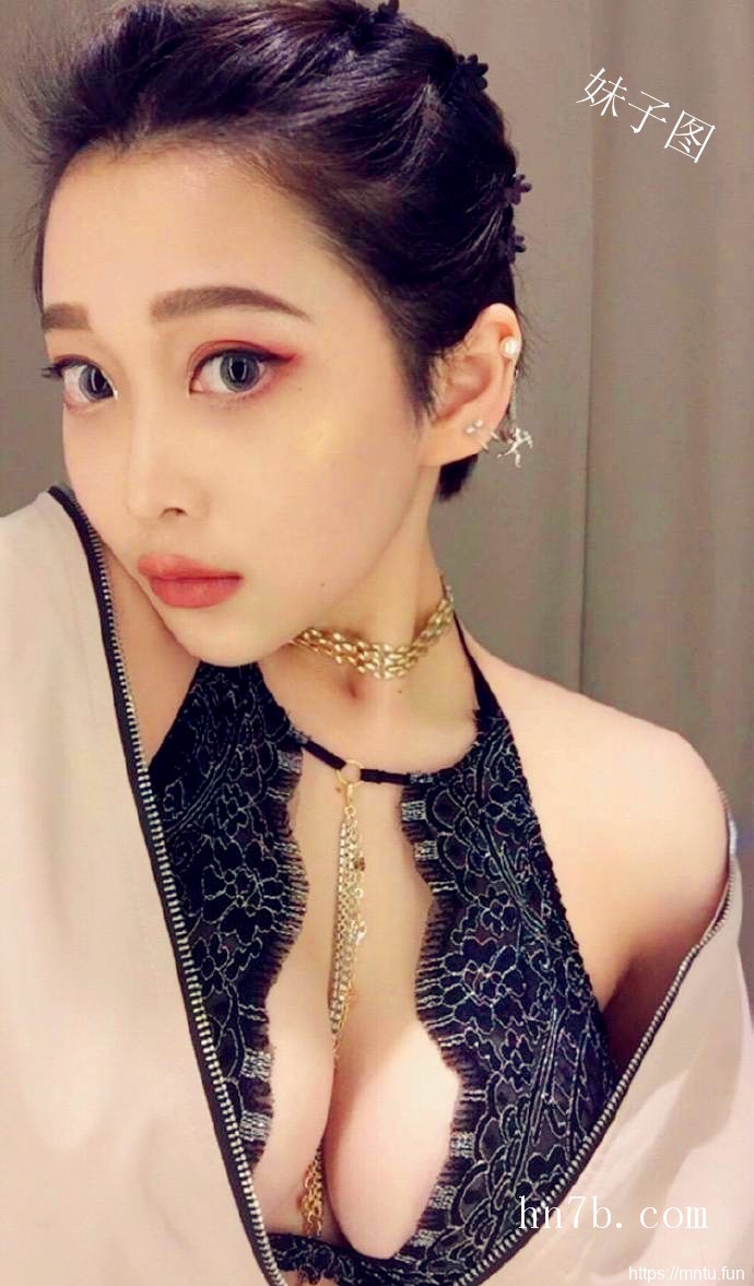 妹子图推荐：性感全裸人体大胆高清人体艺术写真套图