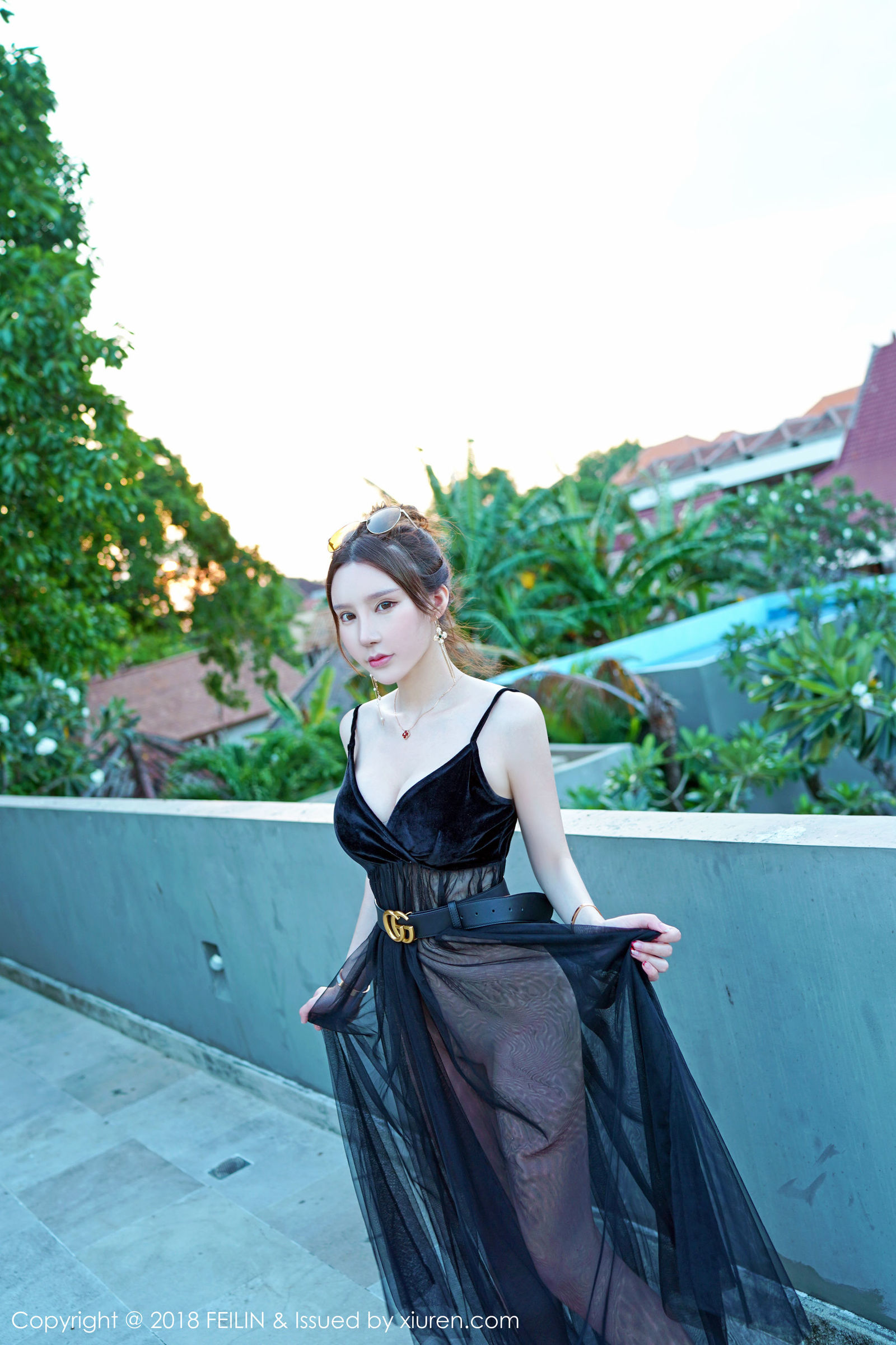 [FEILIN嗲囡囡] VOL.163 女神@周于希丝菲律宾旅拍第三套丝袜美图[41P]