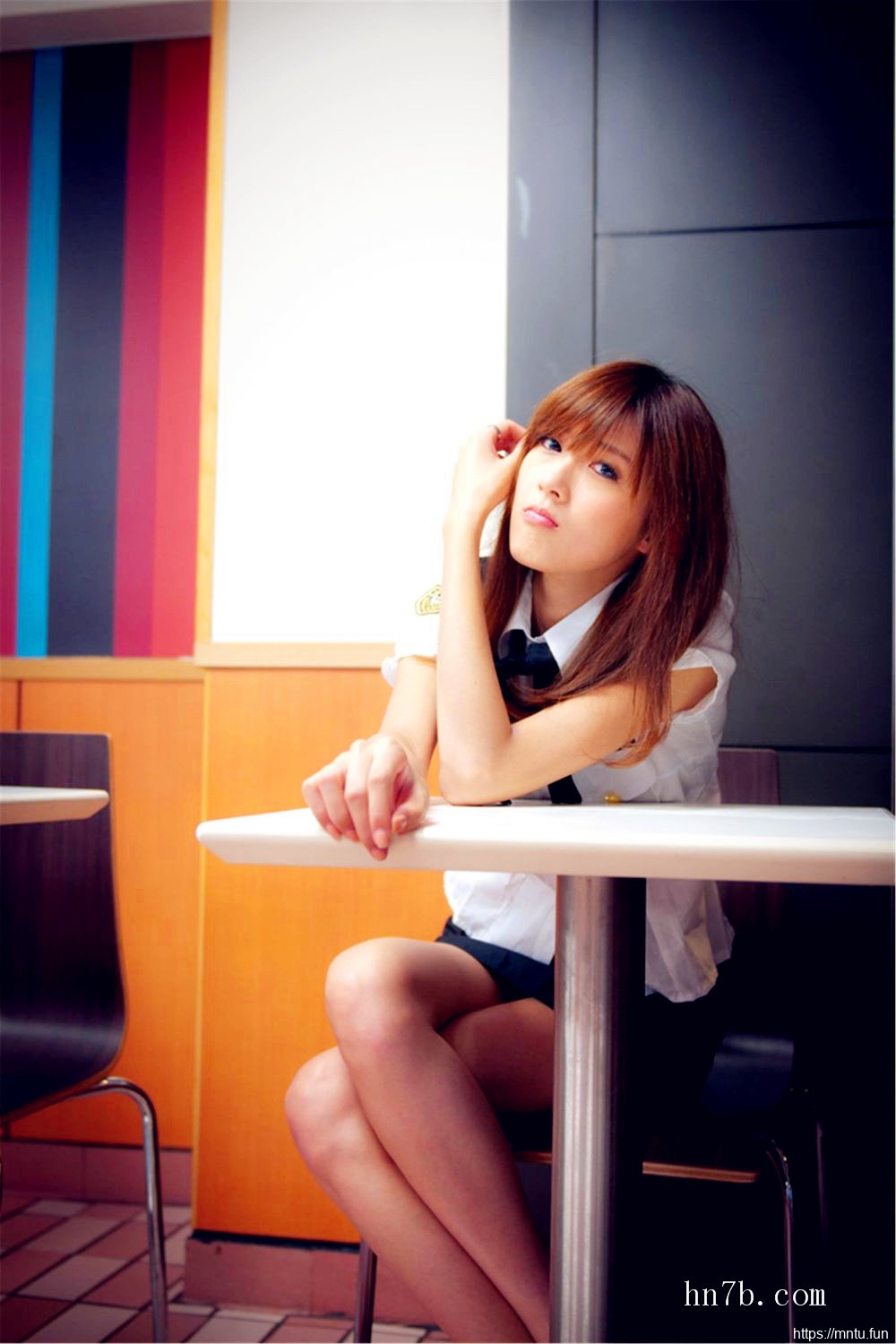 细腿大胸美鲍少妇陈雅漫情趣VIP激情图片