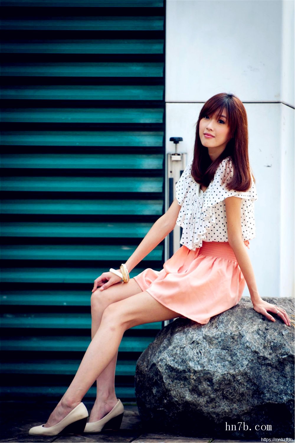 细腿大胸美鲍少妇陈雅漫情趣VIP激情图片