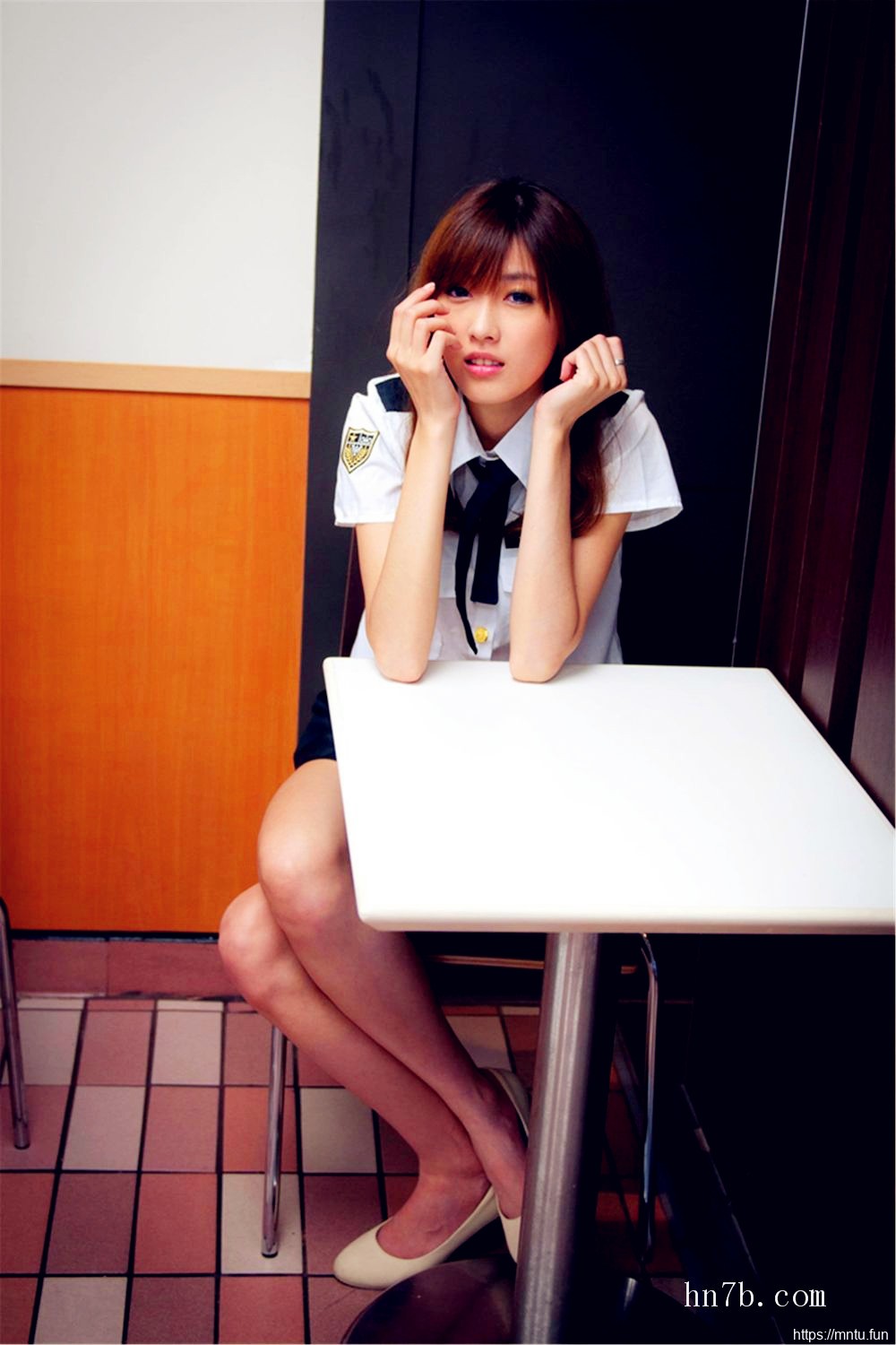 细腿大胸美鲍少妇陈雅漫情趣VIP激情图片