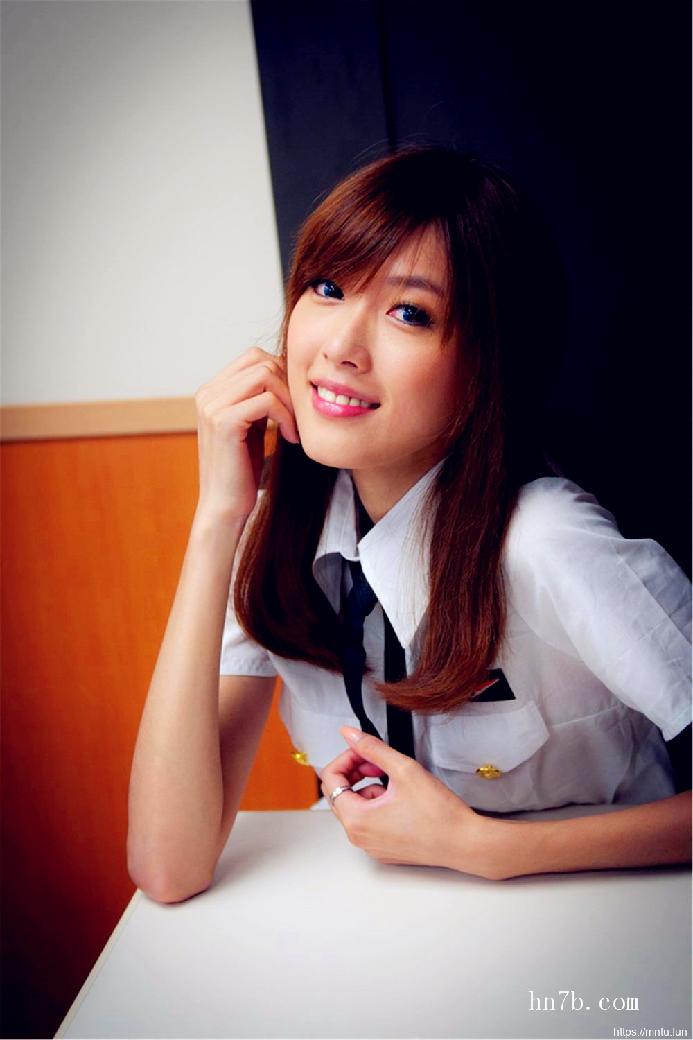 细腿大胸美鲍少妇陈雅漫情趣VIP激情图片