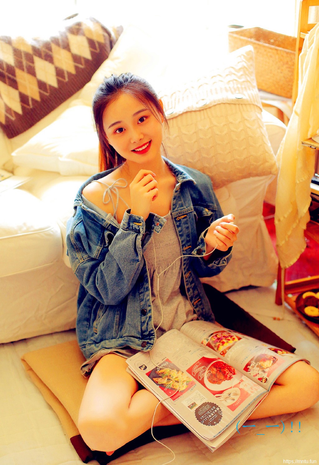 清纯软妹大胸妹子个性摄影图片