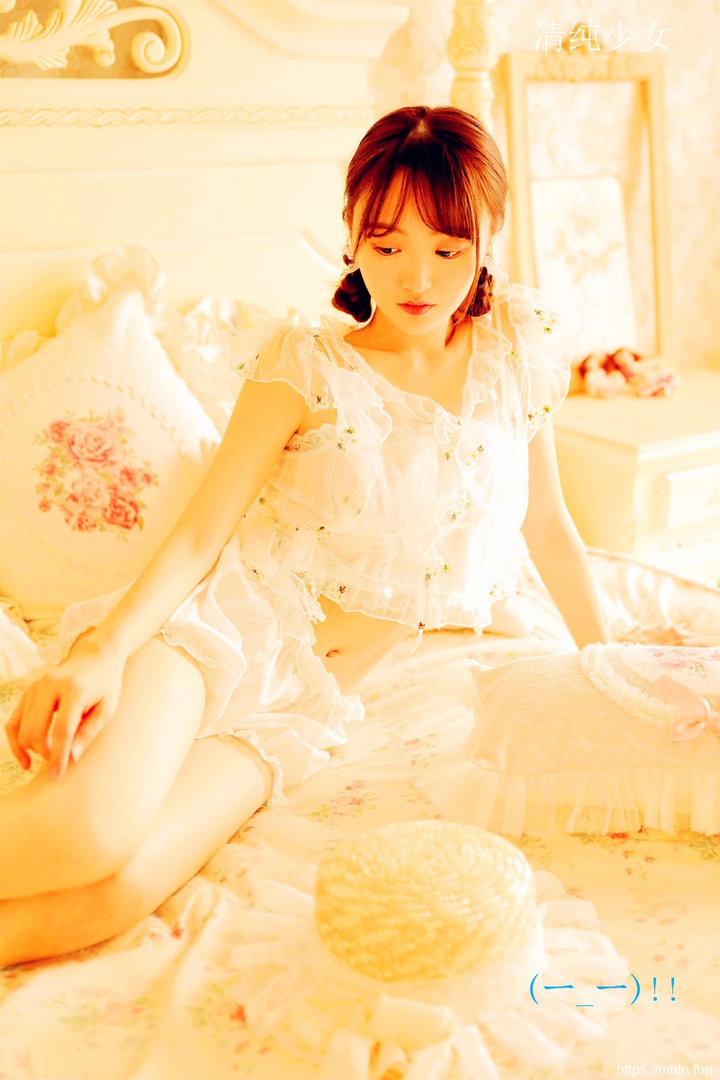 清纯软妹大胸妹子个性摄影图片