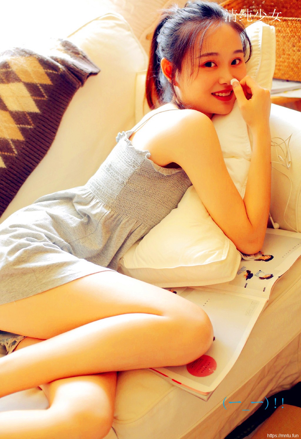 清纯软妹大胸妹子个性摄影图片