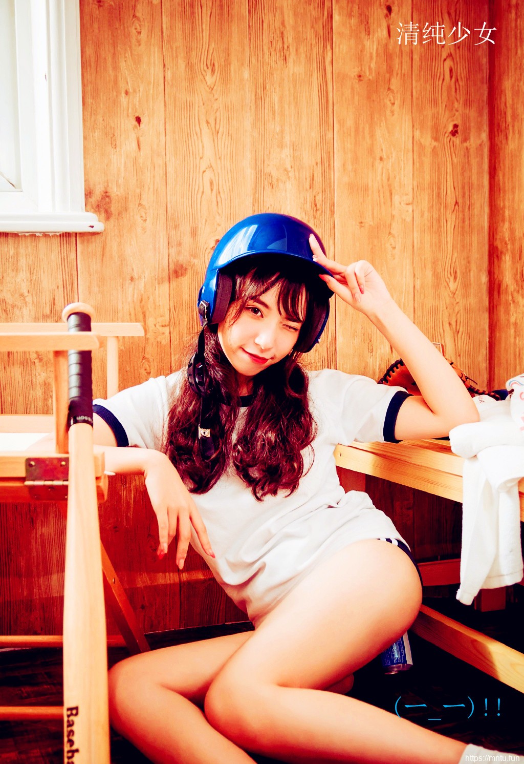 清纯软妹大胸妹子个性摄影图片