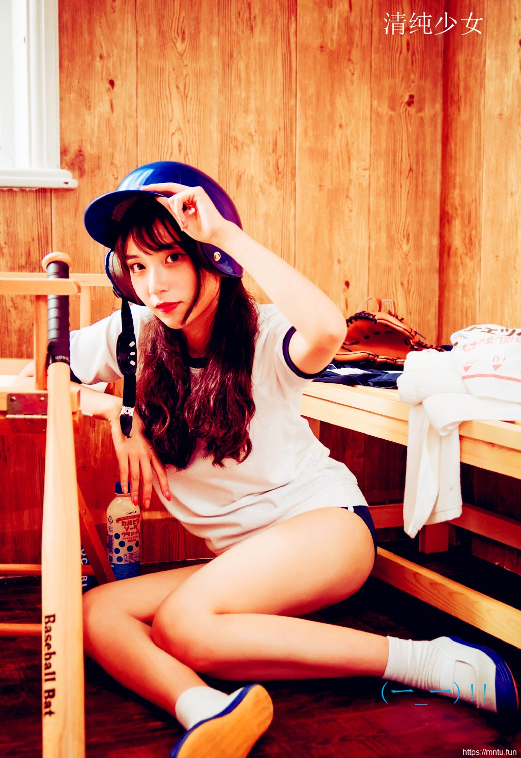 清纯软妹大胸妹子个性摄影图片