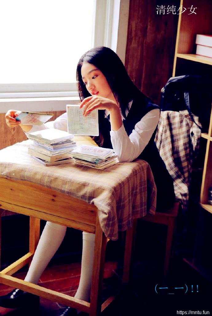 清纯软妹大胸妹子个性摄影图片