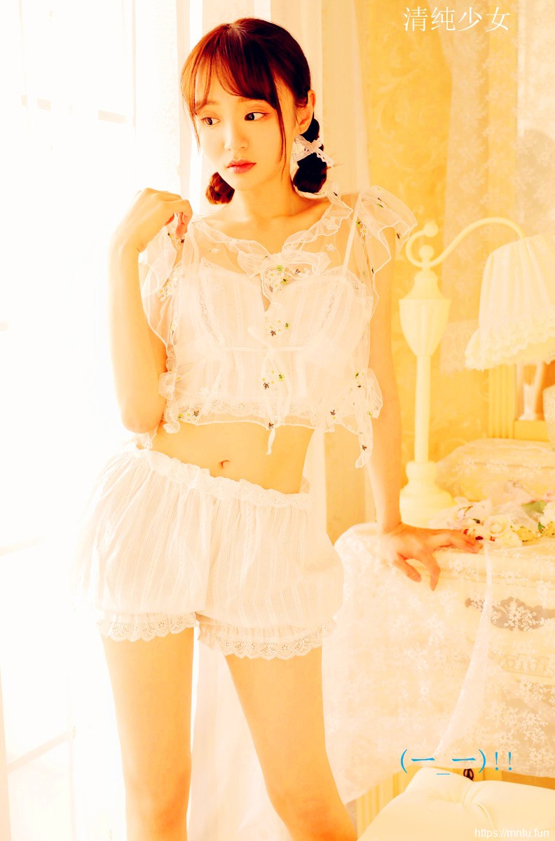 小女生绳艺人体艺术写真图