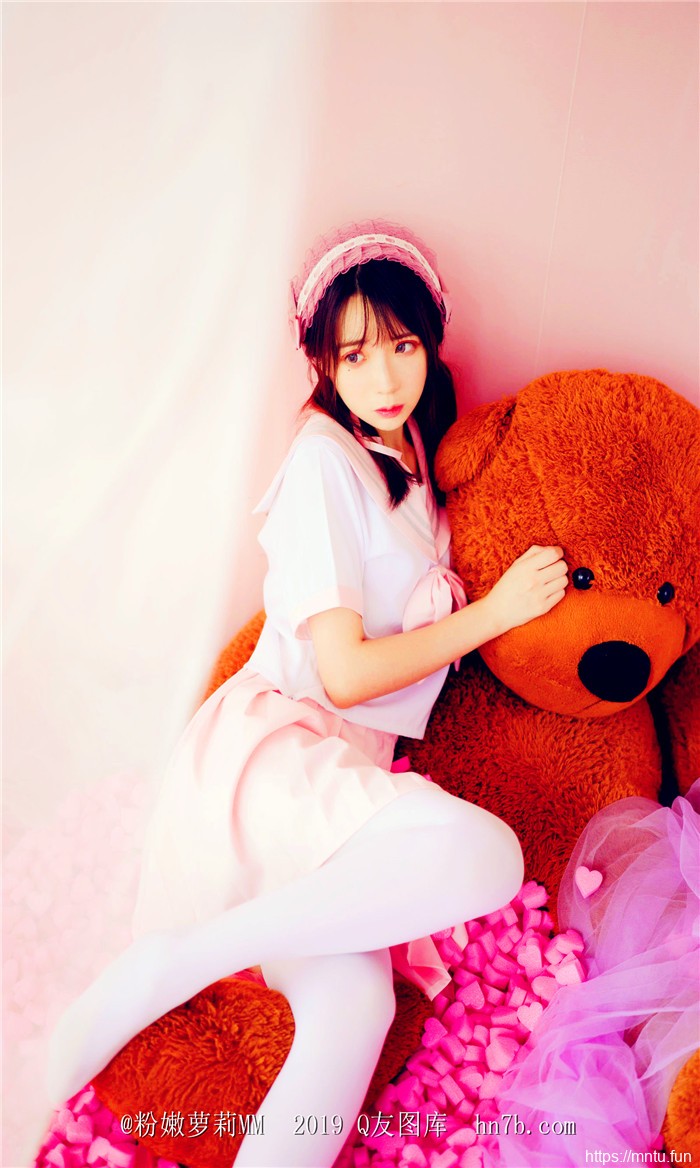 清纯美女成熟自拍照摄影粉红色的回忆