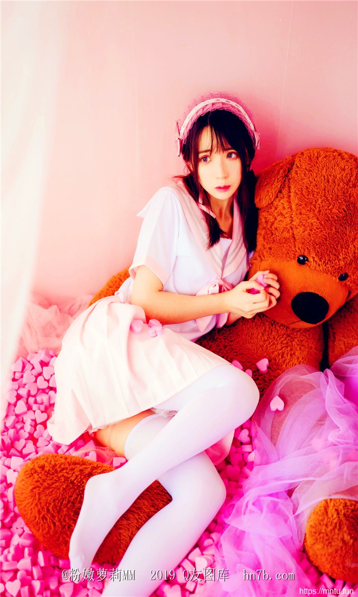 清纯美女成熟自拍照摄影粉红色的回忆