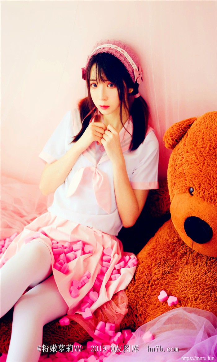 清纯美女成熟自拍照摄影粉红色的回忆