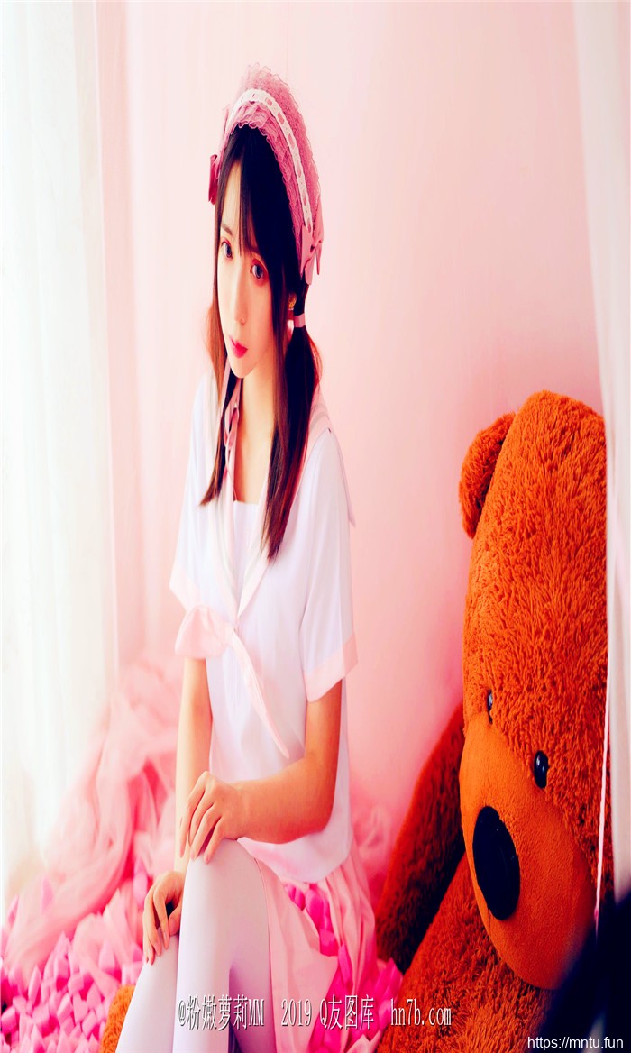 清纯美女成熟自拍照摄影粉红色的回忆