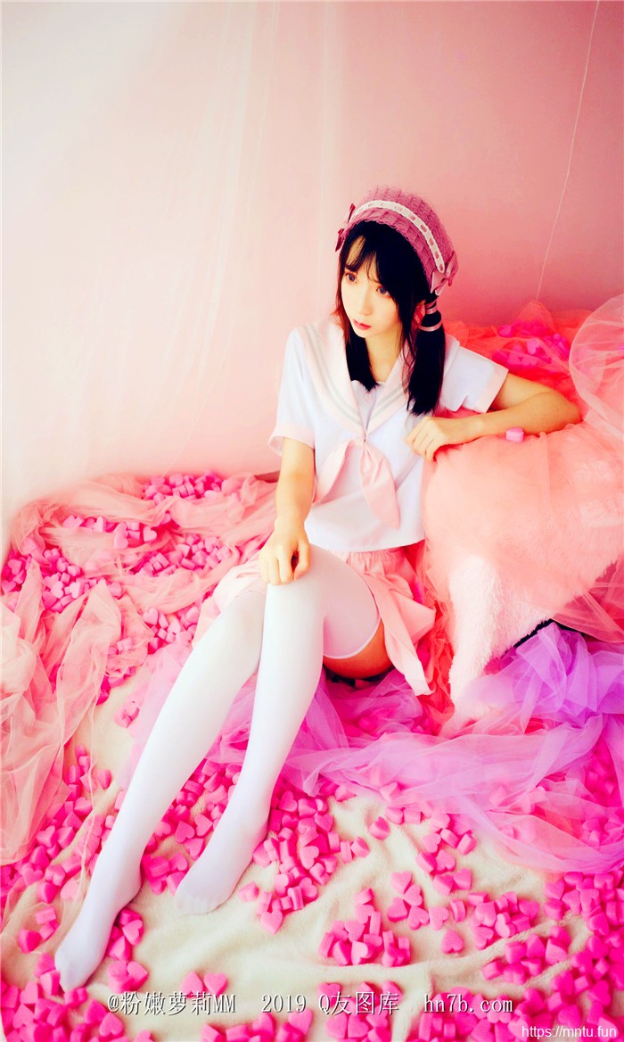 清纯美女成熟自拍照摄影粉红色的回忆