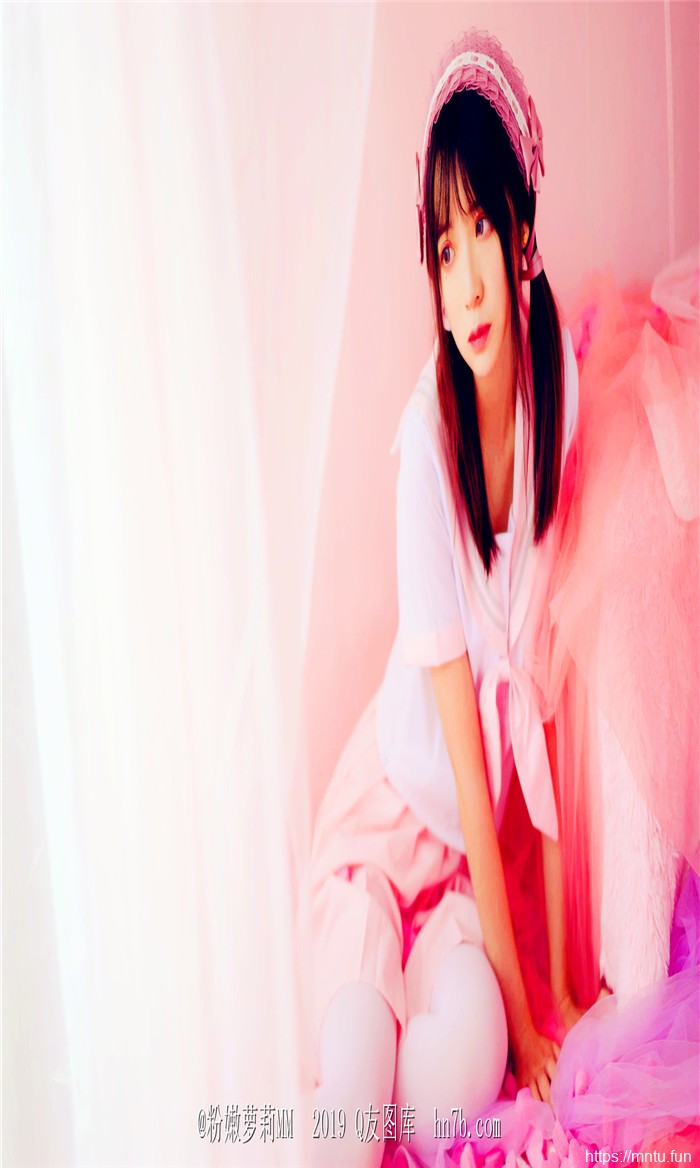 清纯美女成熟自拍照摄影粉红色的回忆