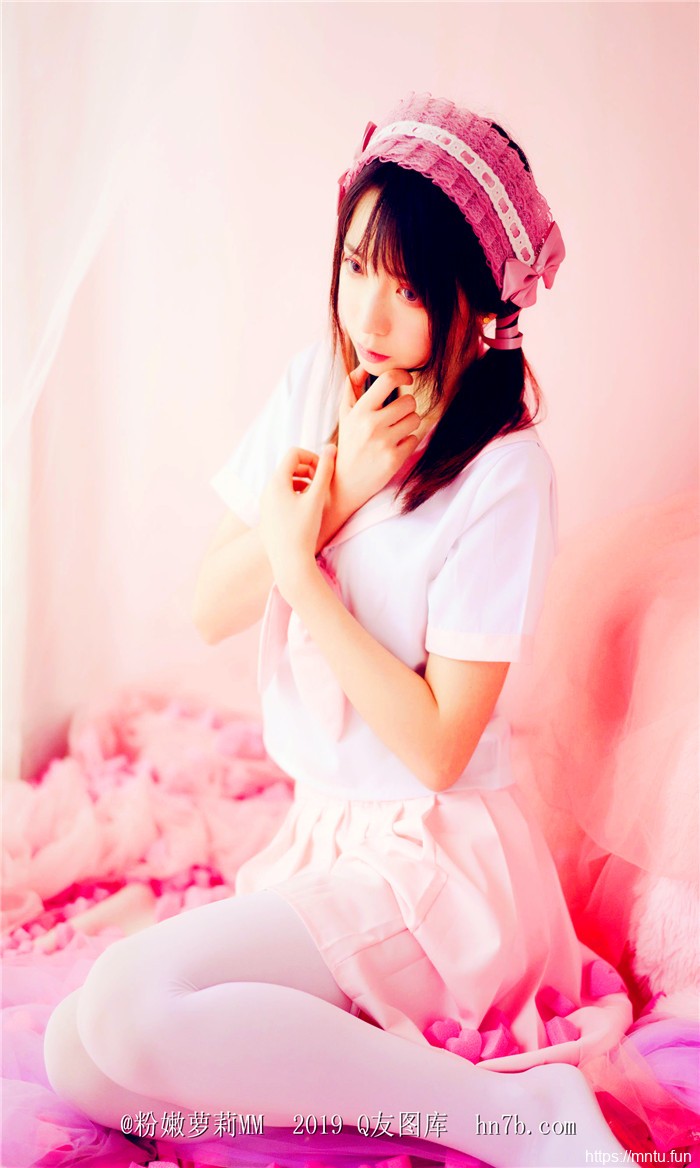 清纯美女成熟自拍照摄影粉红色的回忆