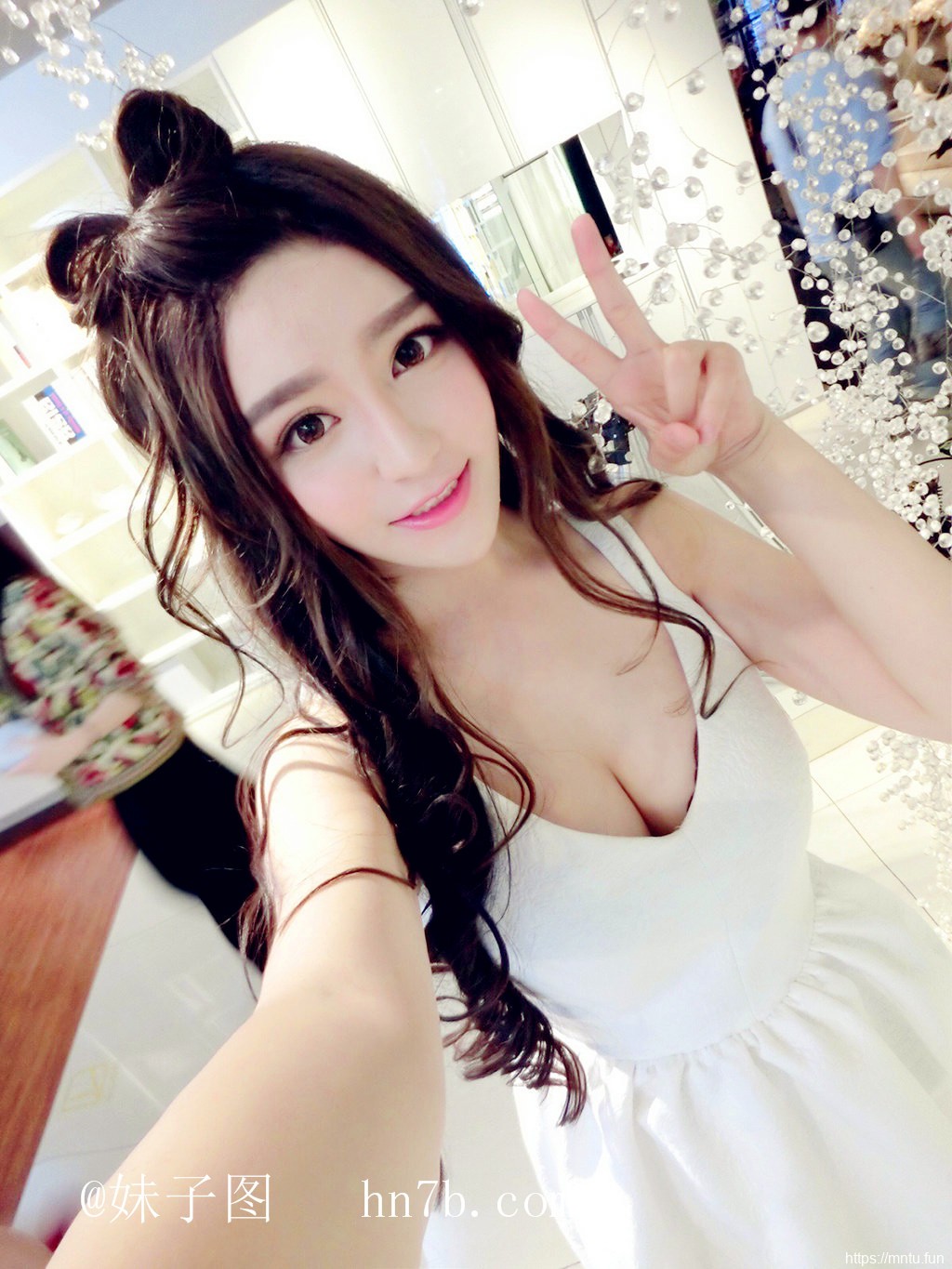 青春美女妹子图223期：留着我们的青春岁月