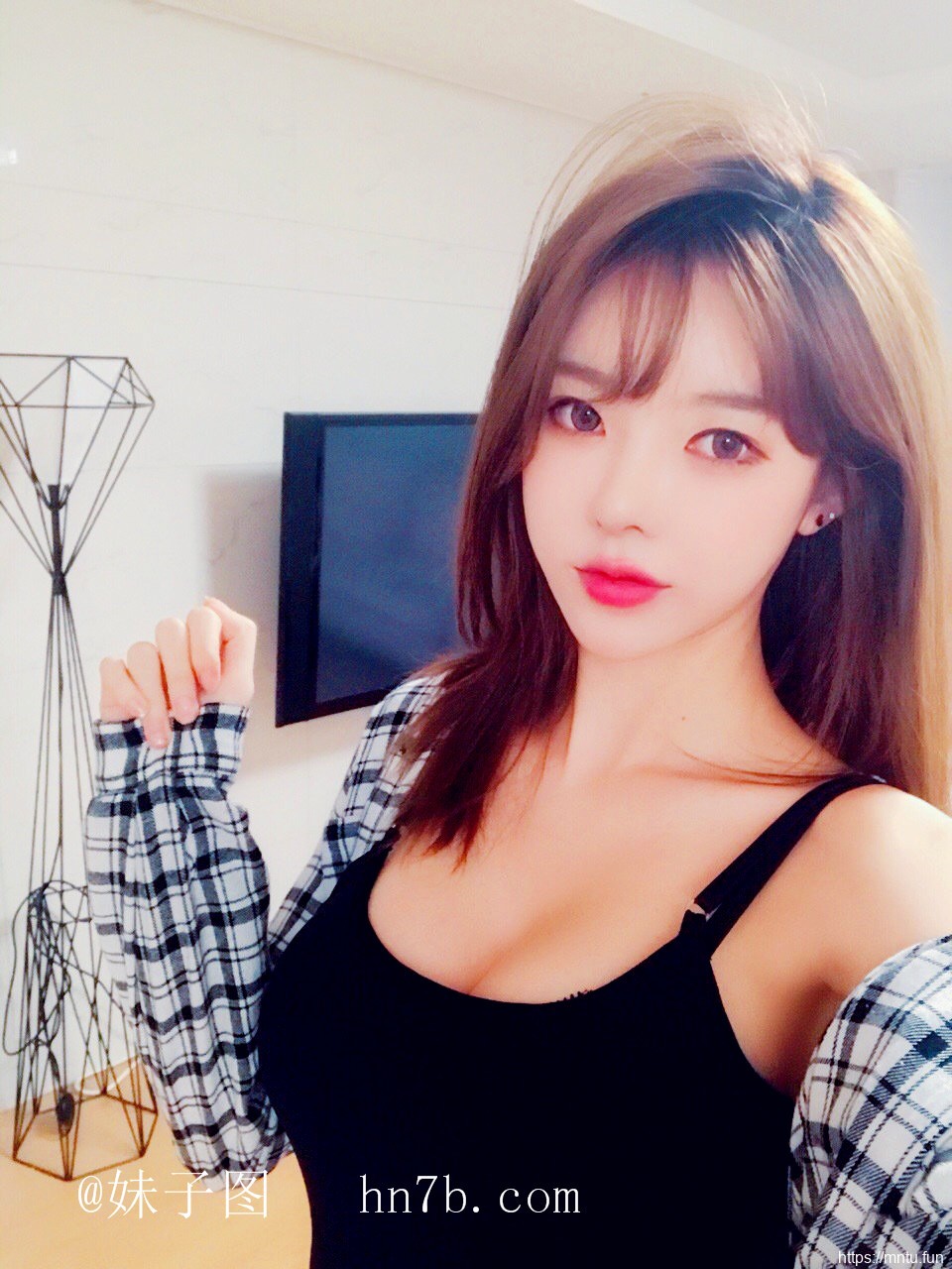 青春美女妹子图223期：留着我们的青春岁月