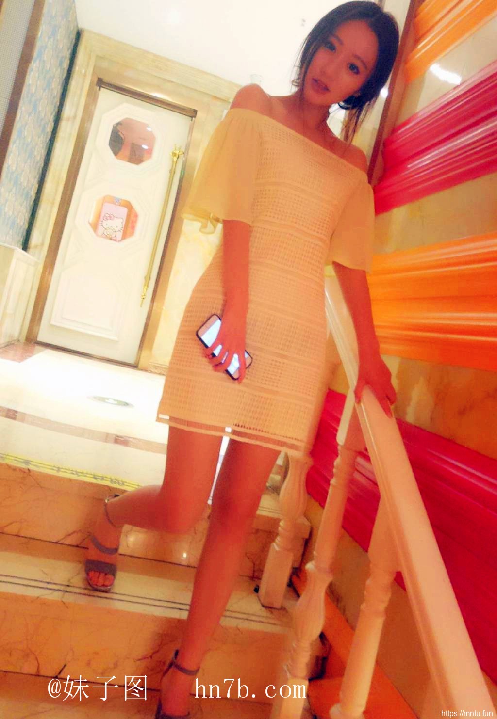 青春美女妹子图223期：留着我们的青春岁月