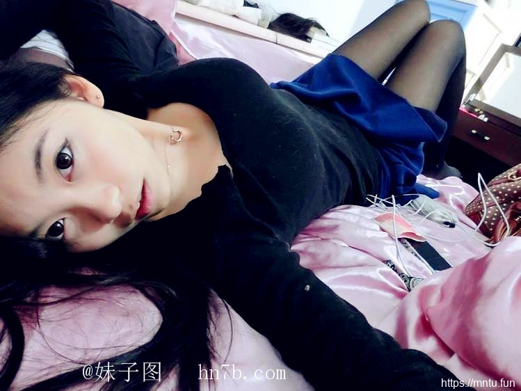 青春美女妹子图223期：留着我们的青春岁月