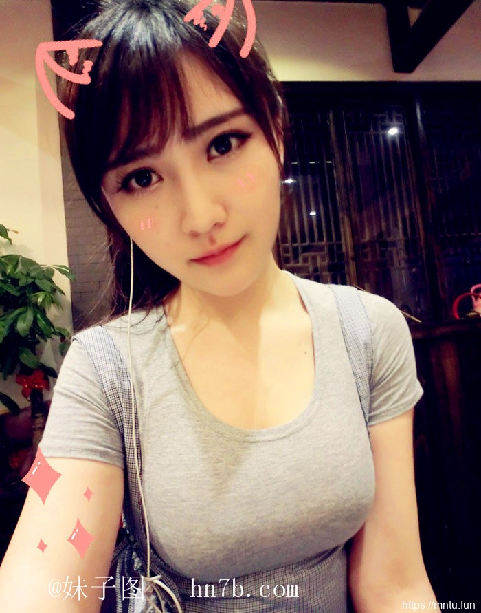 青春美女妹子图223期：留着我们的青春岁月