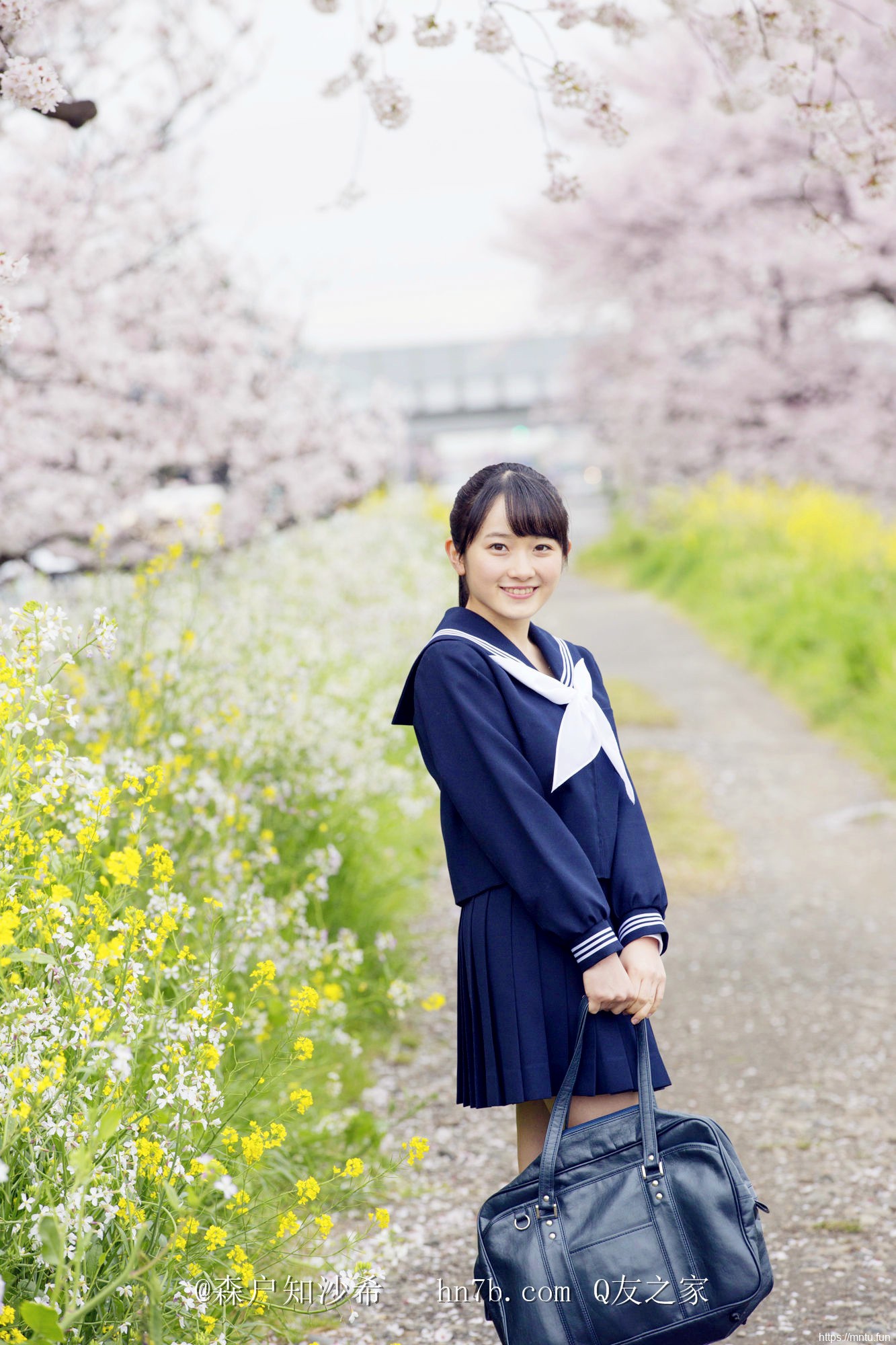 亚洲美女写真森户知沙希熟妇大尺度人体艺术